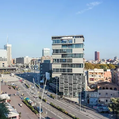 Luxurious 3 Bedroom Flat & Terrace In Sants Apartment *