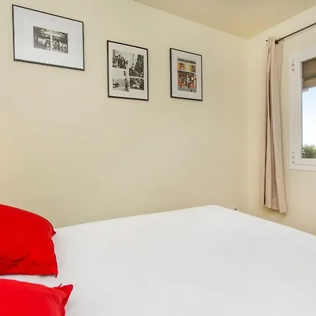 Luxurious 3 Bedroom Flat & Terrace In Sants Apartment Barcelona